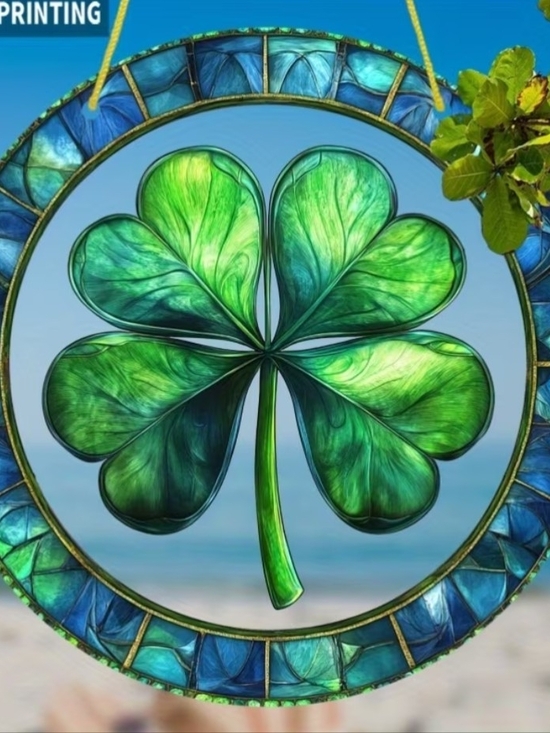 BNUGBUE SHOP Other - Green Stained Acrylic Four-Leaf Clover Hanging Wall Accent